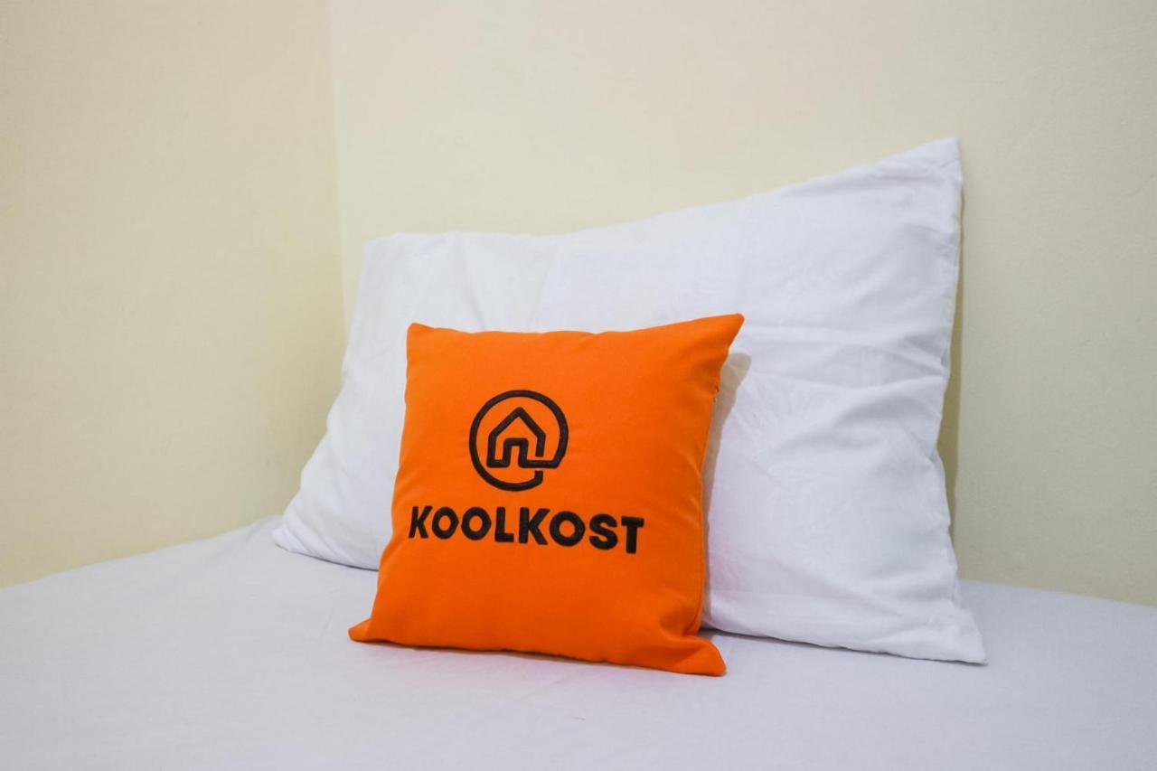 Hotel Koolkost Near Rs Graha Kedoya Dżakarta Zewnętrze zdjęcie